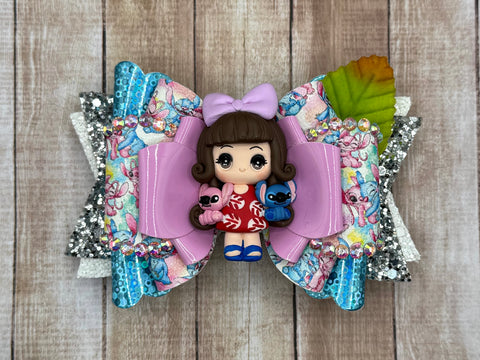 Alien Brunette Girl 4Inch